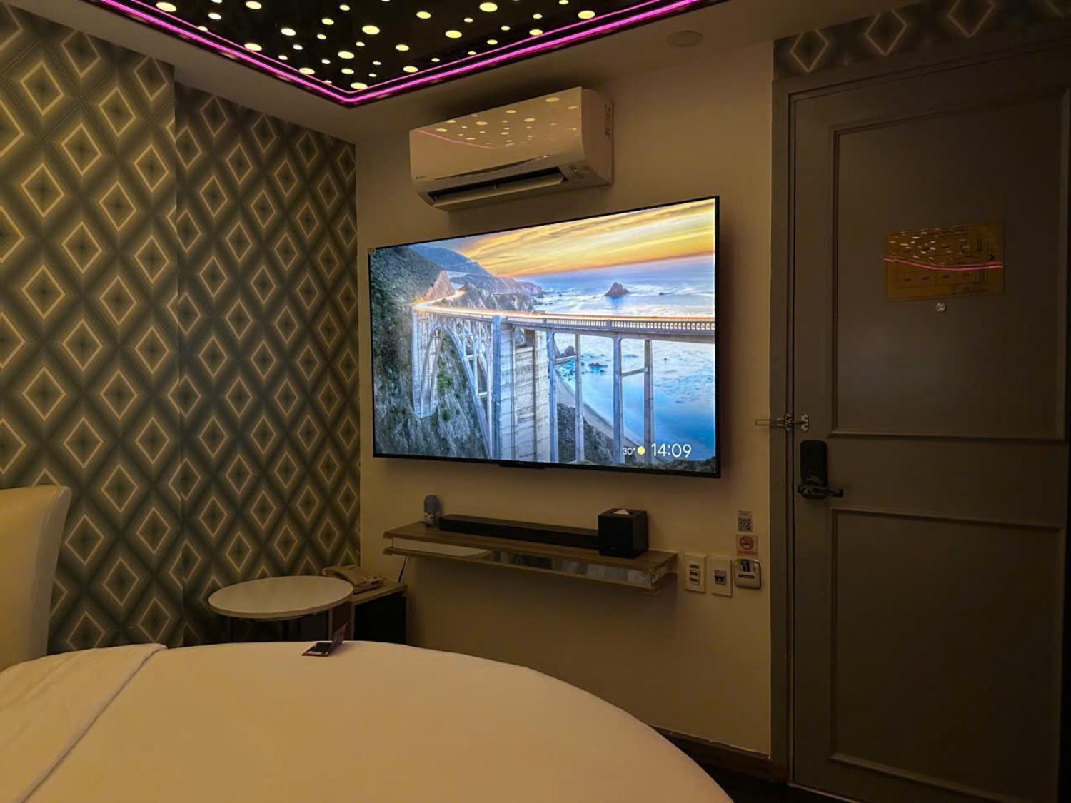 Cupid Hotel Хошимин Екстериор снимка